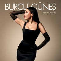 Скачать песню Burcu Güneş, Mili B - Gülümse