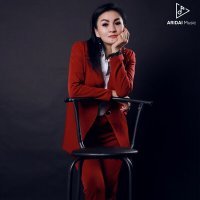 Скачать песню Айбаршын Асанбеккызы - Биле, биле