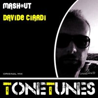 Скачать песню Davide Ciardi - Mashout