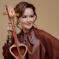 Скачать песню Акерке Тажибаева - Сарын