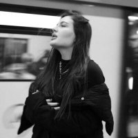 Скачать песню Mareli - Спам