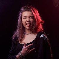 Скачать песню INDEERA - Мой разрушенный мир