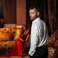 Скачать песню Виталий Милушев - Отели