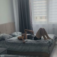 Скачать песню SEMENYUK - Полпятого