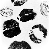 Скачать песню КРИСПИ, PUSSYKILLER - Целуй