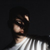 Скачать песню БЕН ТАЙГА - На движе