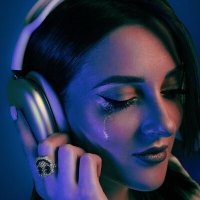 Скачать песню ЛЮТАЯ - Неидеальна