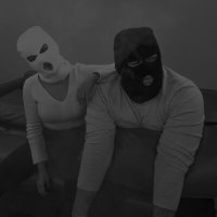 Скачать песню Dzhenis - Любовь была красива малышка не грусти