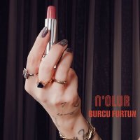 Скачать песню Burcu Furtun - N'Olur