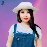 Скачать песню Асел Жауынбаева - Жан жарым